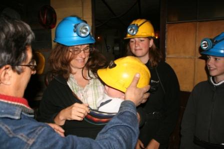 ALLE kriegen einen Helm!